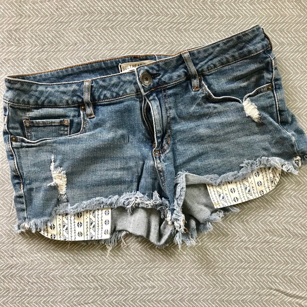 Bullhead Cut Off Shorts